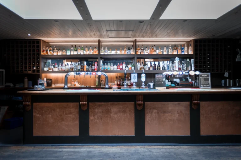 Bar - full bar